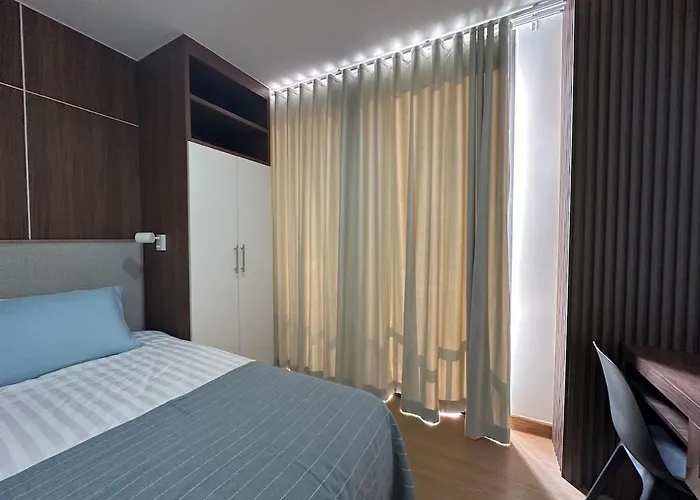 6th Avenue Sukhumvit Bkk 301 Bts Asoke Nana Mrt *
