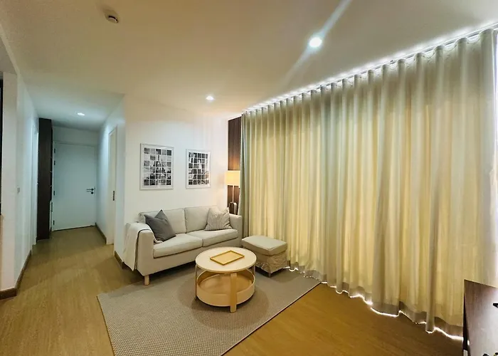 6th Avenue Sukhumvit Bkk 301 Bts Asoke Nana Mrt